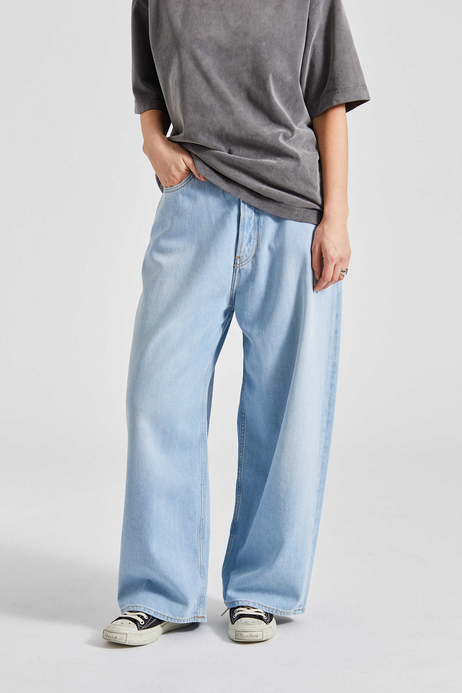 Acne Studios Super Baggy Fit Jeans 2023 FN Ice Blue | Acne Studios